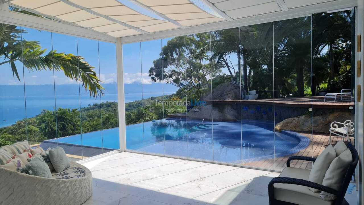 Casa para alquiler de vacaciones em Ilhabela (Arrozal)