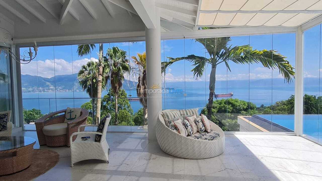 Casa para alquiler de vacaciones em Ilhabela (Arrozal)