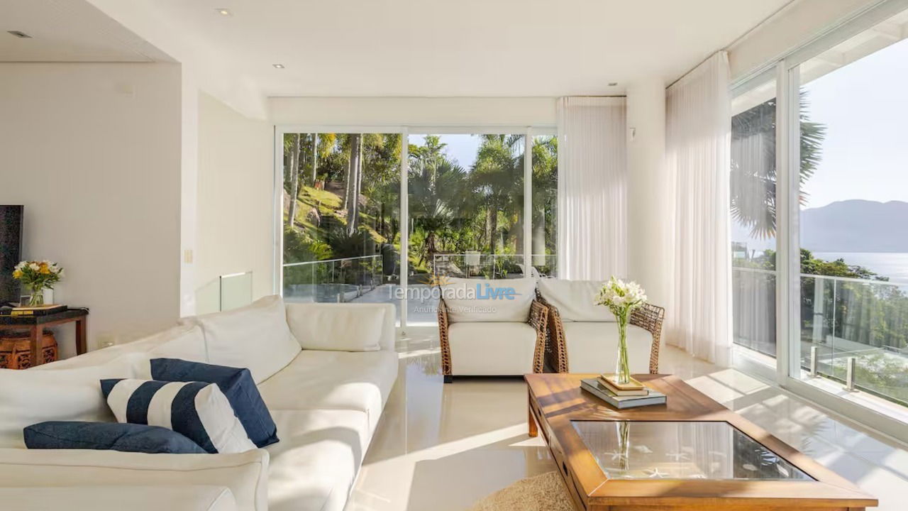 Casa para alquiler de vacaciones em Ilhabela (Arrozal)