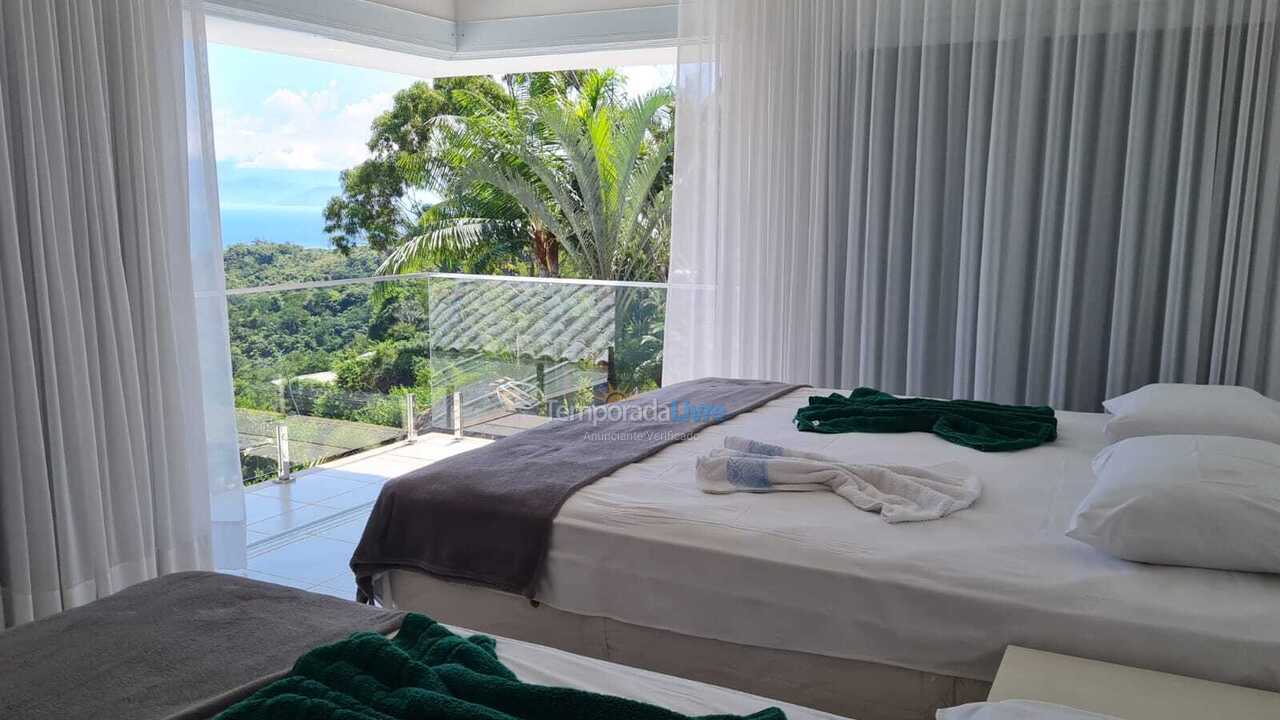 Casa para alquiler de vacaciones em Ilhabela (Arrozal)