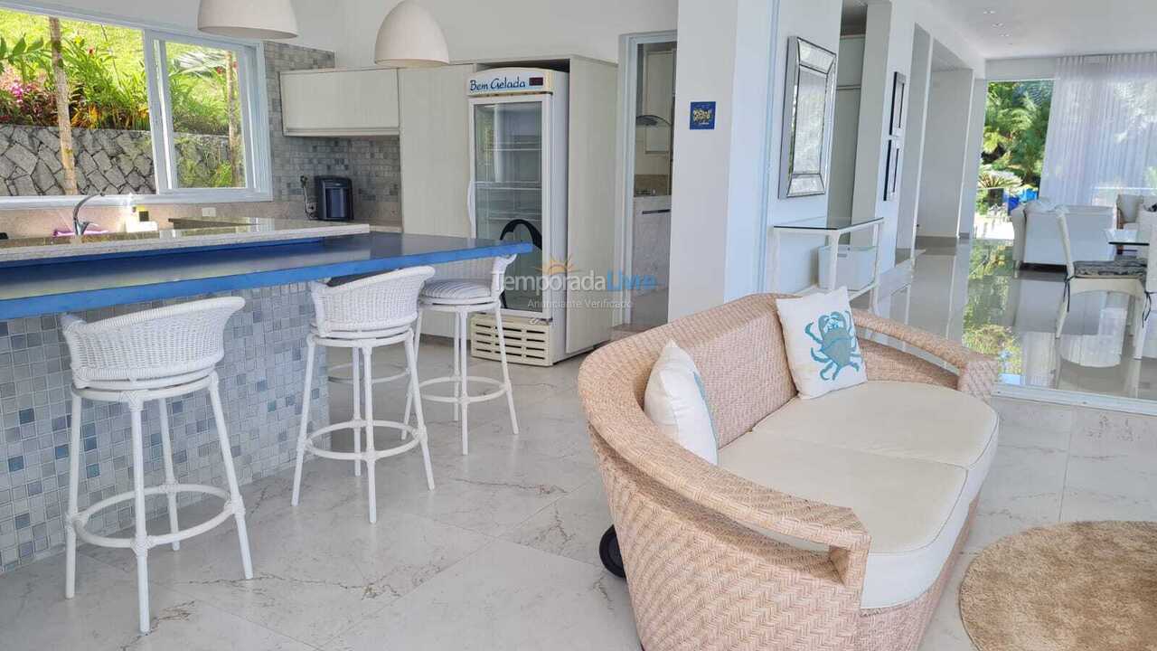 Casa para alquiler de vacaciones em Ilhabela (Arrozal)