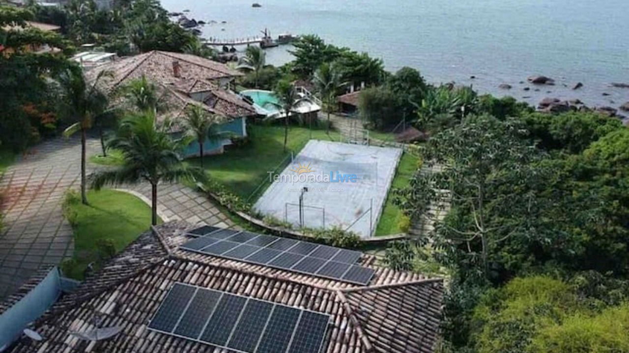House for vacation rental in Ilhabela (Praia do Curral)
