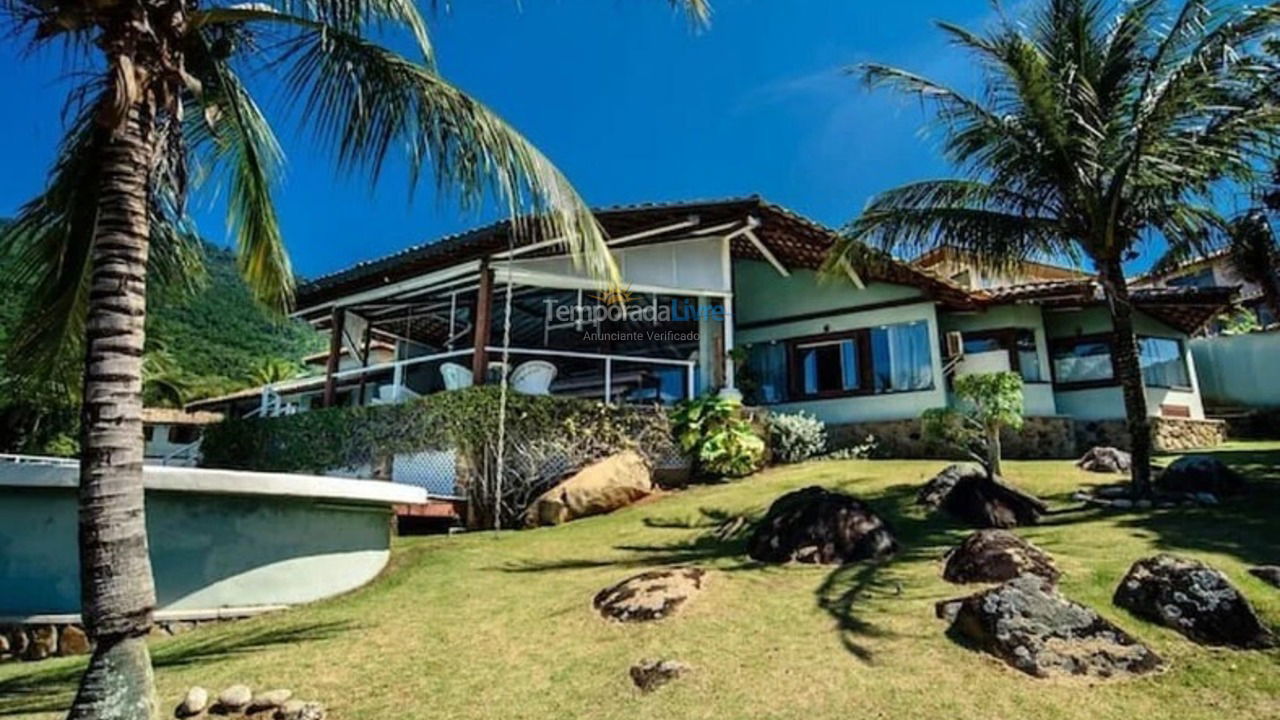 House for vacation rental in Ilhabela (Praia do Curral)