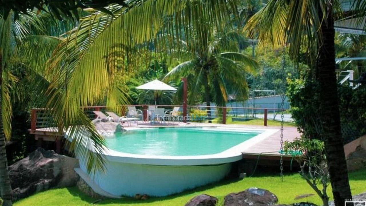 House for vacation rental in Ilhabela (Praia do Curral)