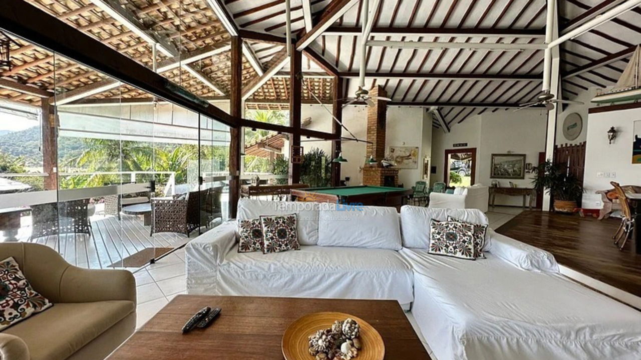 House for vacation rental in Ilhabela (Praia do Curral)