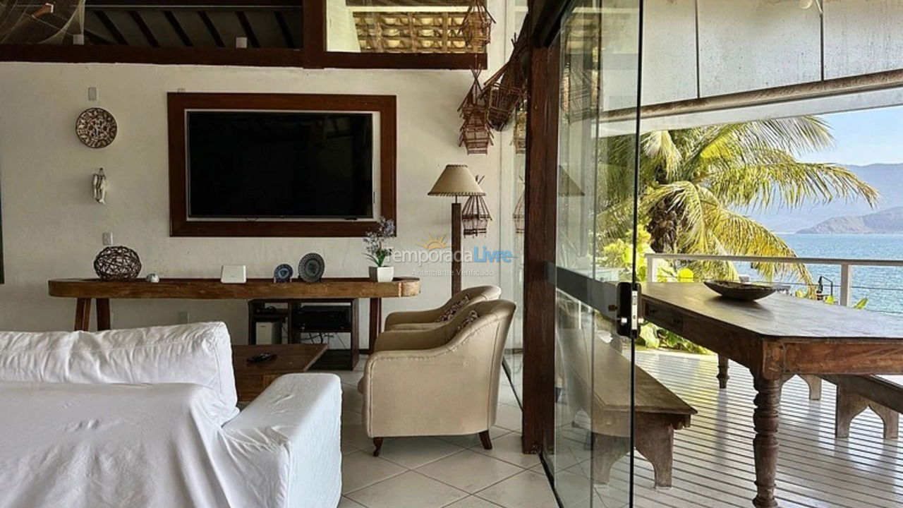 House for vacation rental in Ilhabela (Praia do Curral)