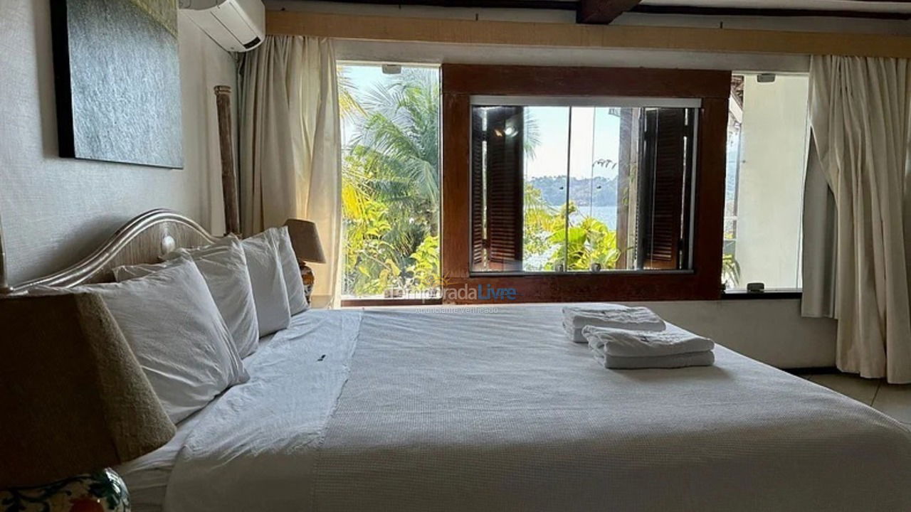 House for vacation rental in Ilhabela (Praia do Curral)
