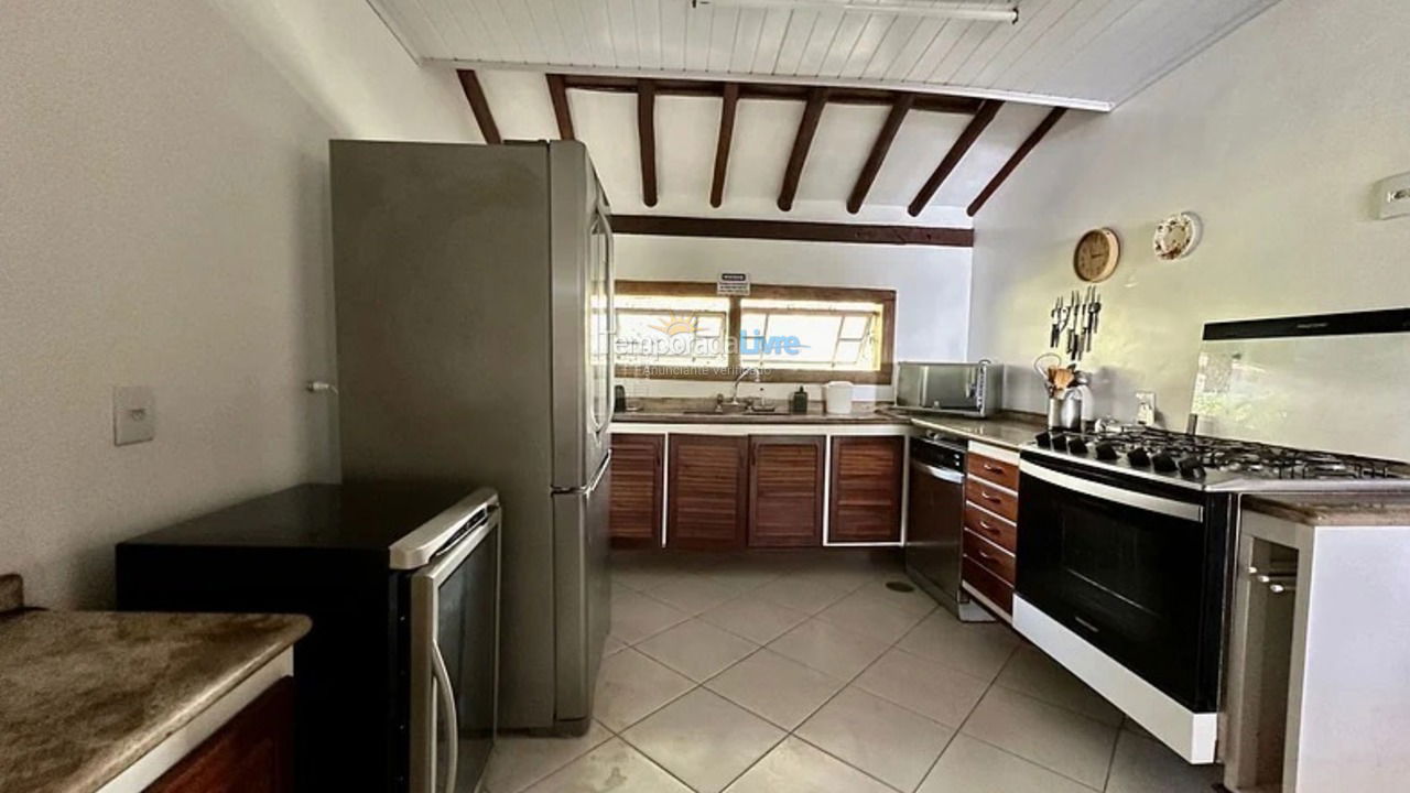 House for vacation rental in Ilhabela (Praia do Curral)