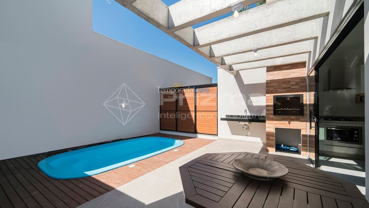 Casa para aluguel de temporada em Bombinhas (Mariscal)