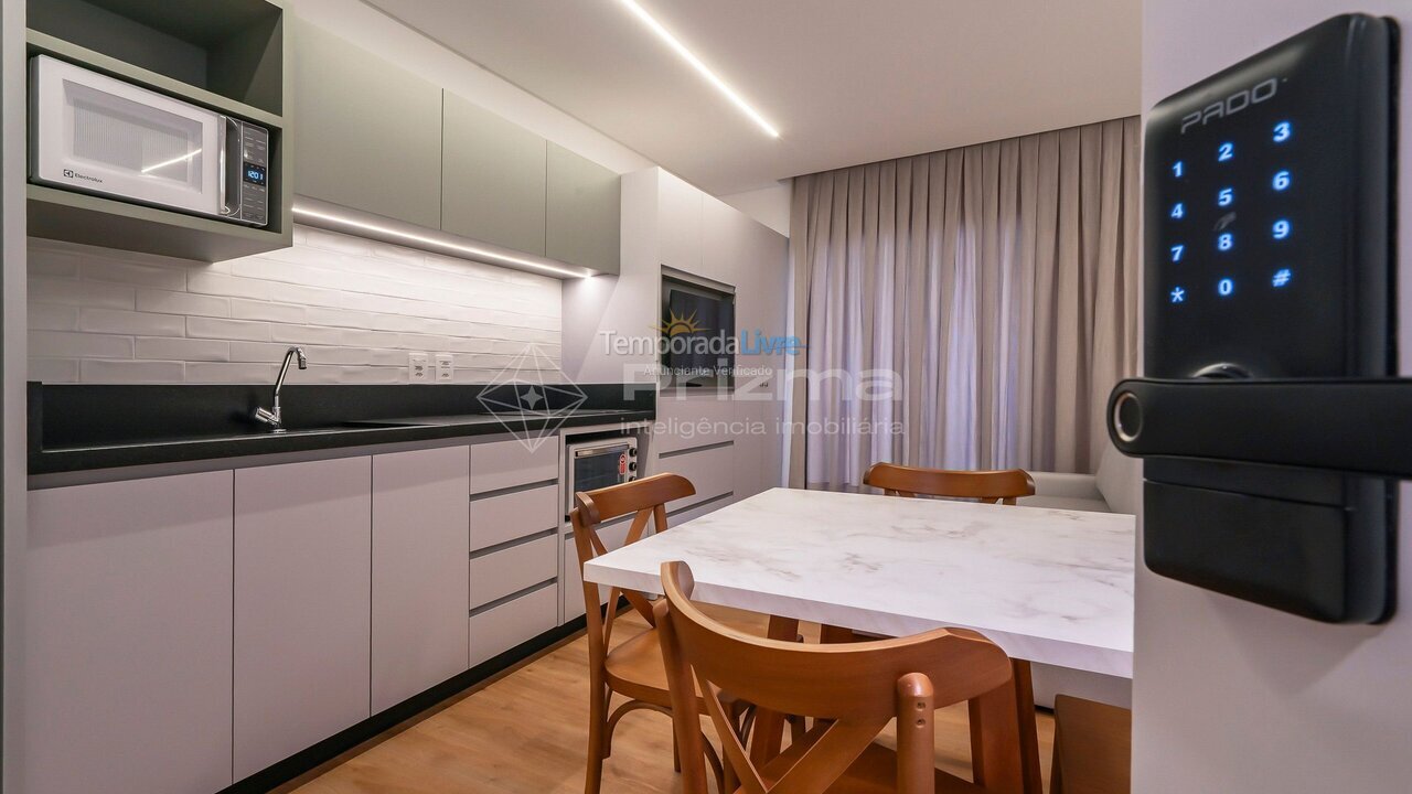 Apartamento para aluguel de temporada em Bombinhas (Praia de Bombinhas)