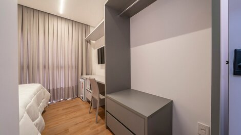 505 - Suite en una ubicación increíble: Playa de Bombinhas a 120 m