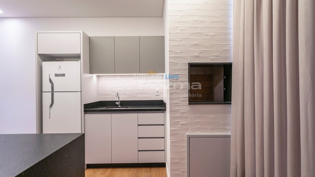 Apartment for vacation rental in Bombinhas (Praia de Bombinhas)