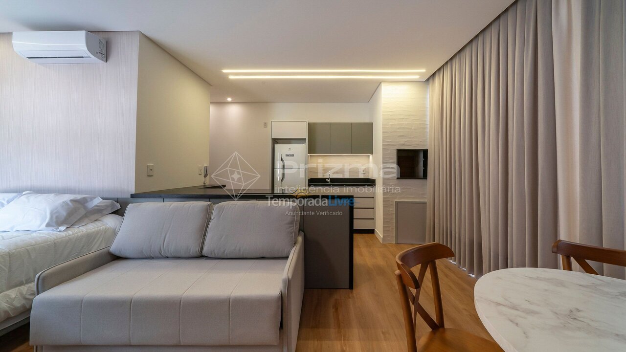 Apartment for vacation rental in Bombinhas (Praia de Bombinhas)