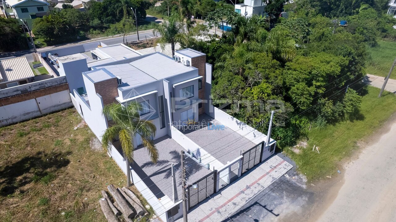 Casa para aluguel de temporada em Bombinhas (Mariscal)