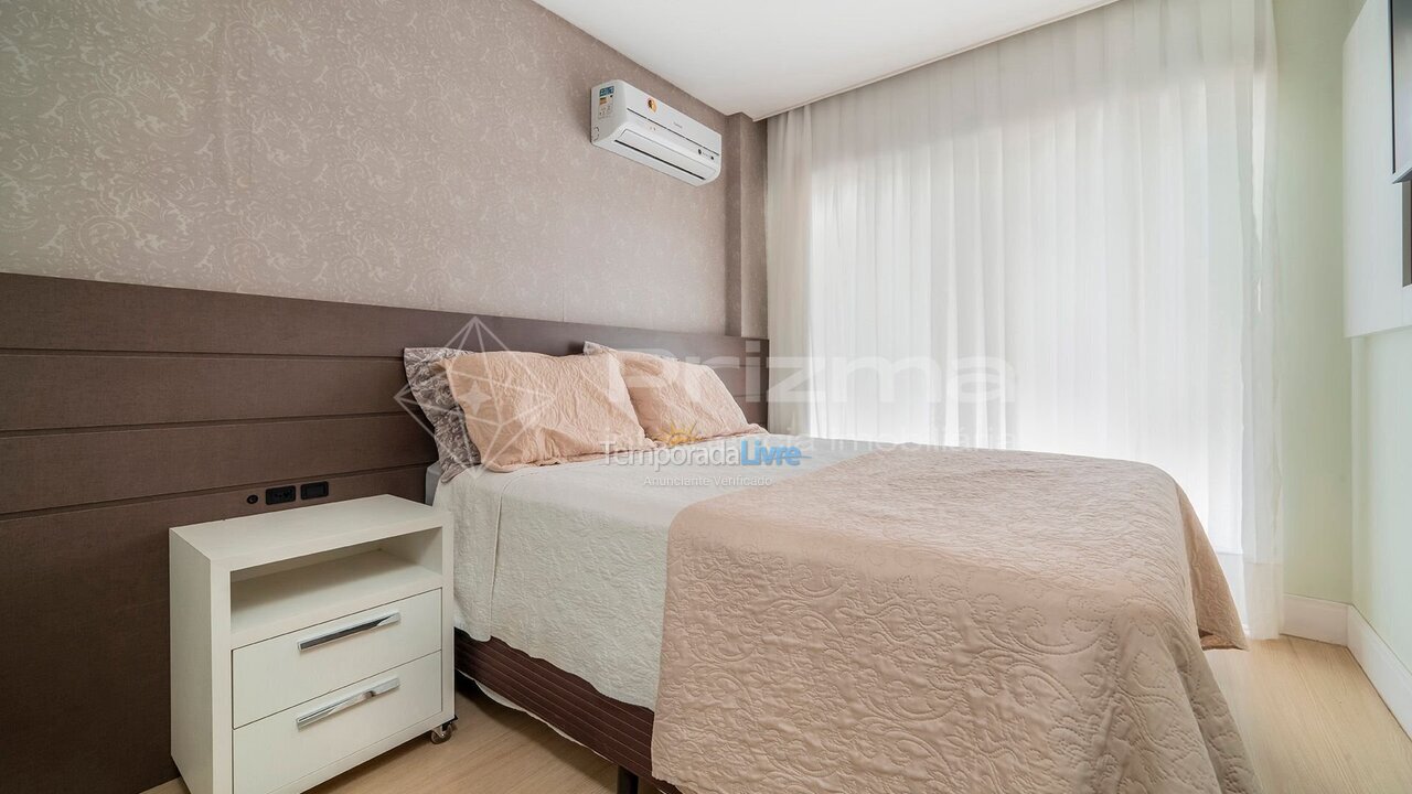 Apartamento para aluguel de temporada em Bombinhas (Praia de Bombinhas)
