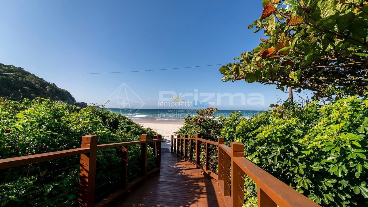 Apartamento para alquiler de vacaciones em Bombinhas (Praia de Bombas)