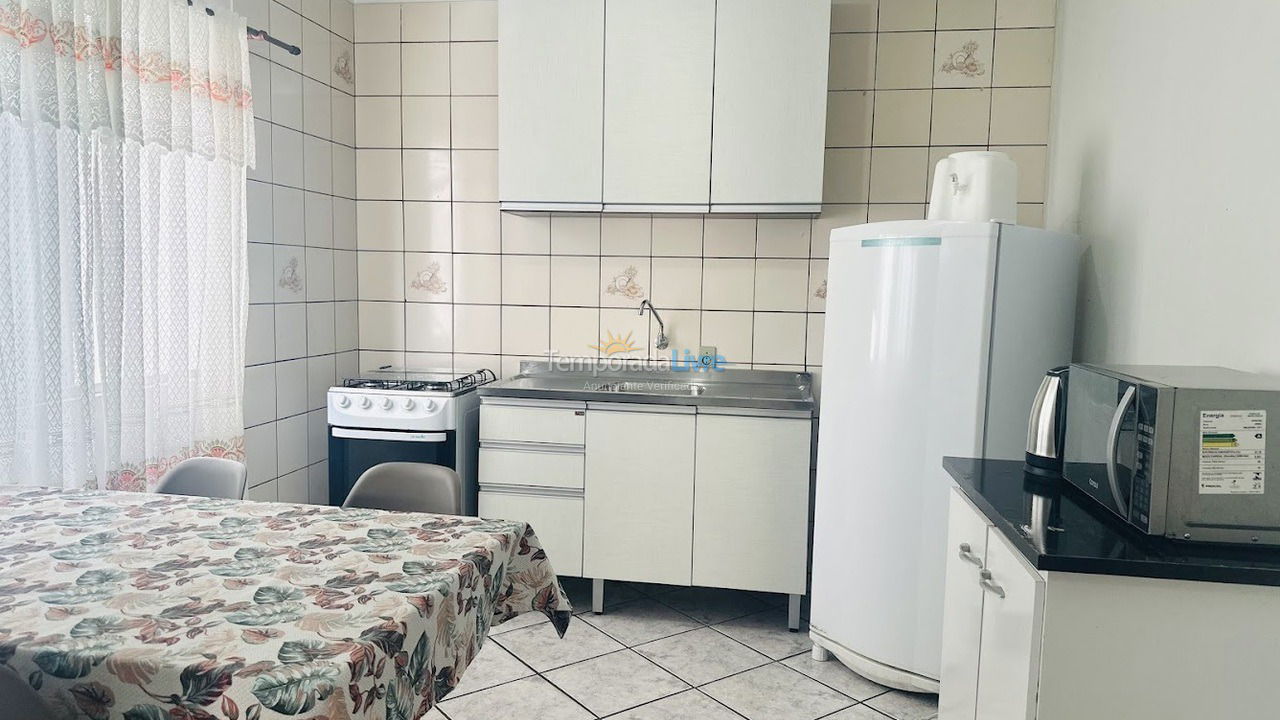Apartamento para alquiler de vacaciones em Balneário Camboriú (Praia Central)