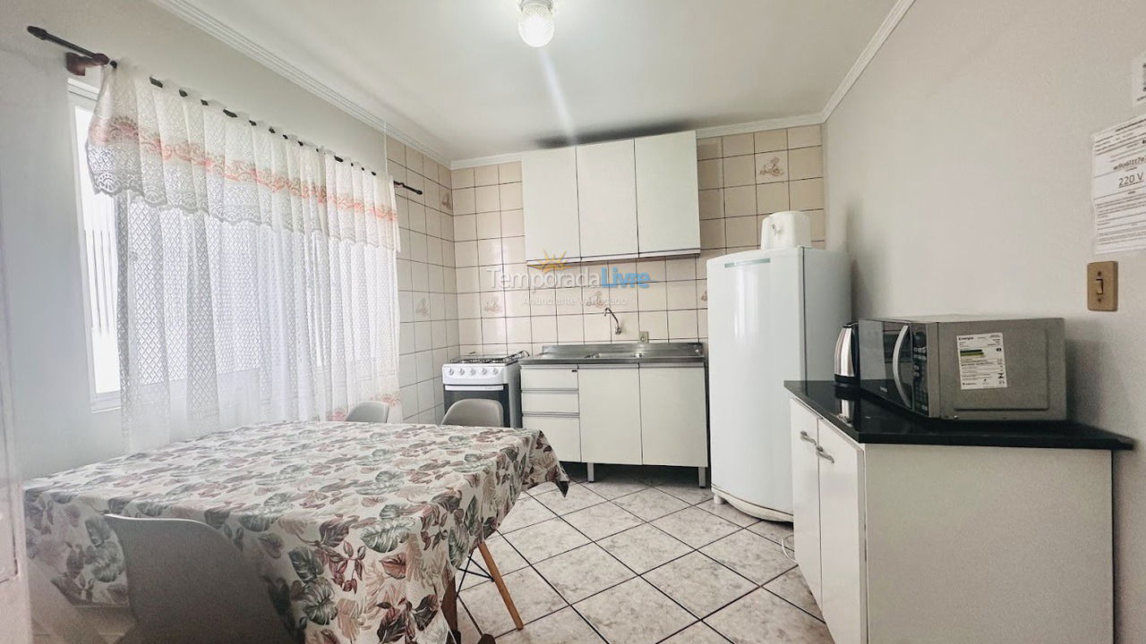 Apartamento para alquiler de vacaciones em Balneário Camboriú (Praia Central)