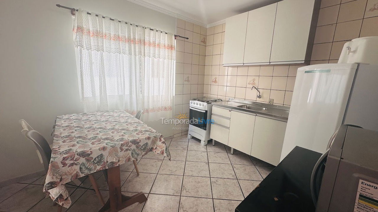 Apartamento para alquiler de vacaciones em Balneário Camboriú (Praia Central)