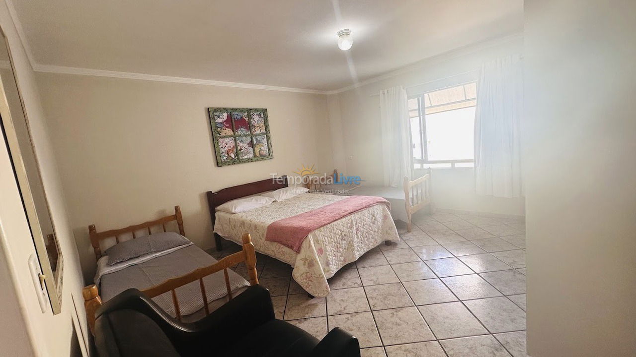 Apartamento para alquiler de vacaciones em Balneário Camboriú (Praia Central)