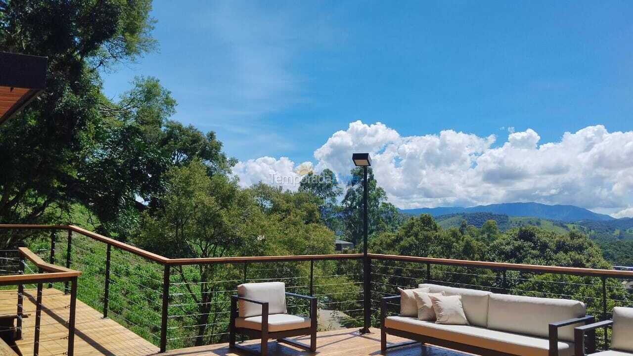 Casa para aluguel de temporada em Santo Antônio do Pinhal (Rio Preto)