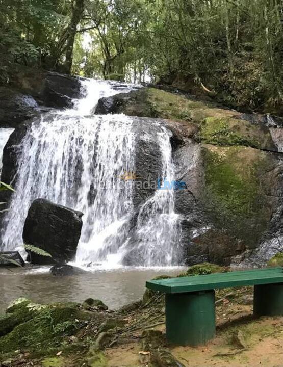 Casa para aluguel de temporada em Santo Antônio do Pinhal (Rio Preto)