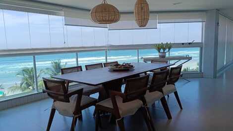 Apartamento Frontal ao mar