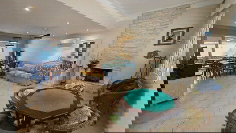 Rent a House for the Season - Juquehy - 160m from the beach, with 4 suites,...