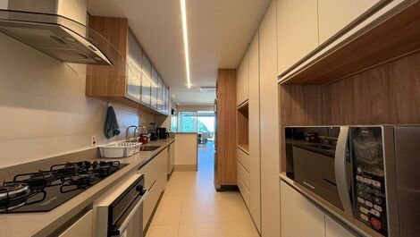 Apartamento en alquiler en Riviera con vistas al mar y todas las comodidades