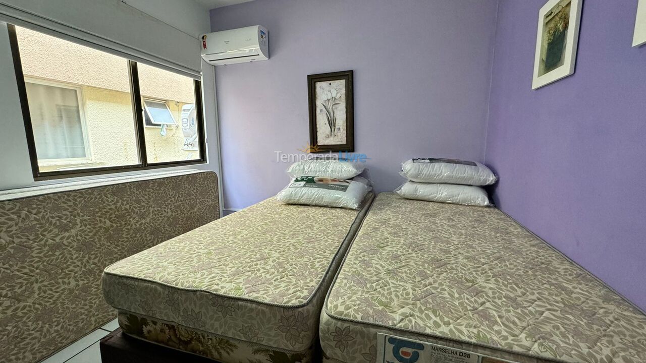 Apartamento para aluguel de temporada em Itapema (Meia Praia)