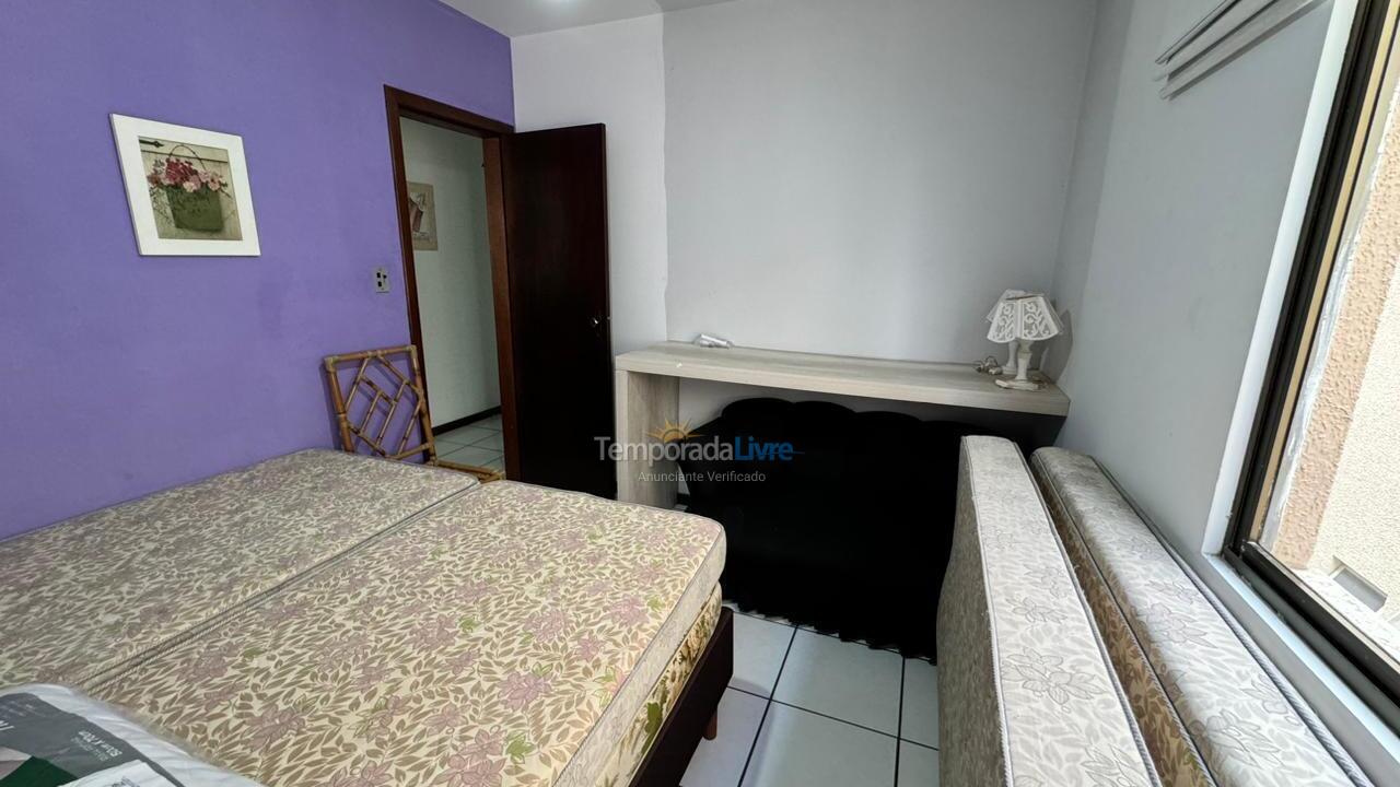 Apartamento para aluguel de temporada em Itapema (Meia Praia)