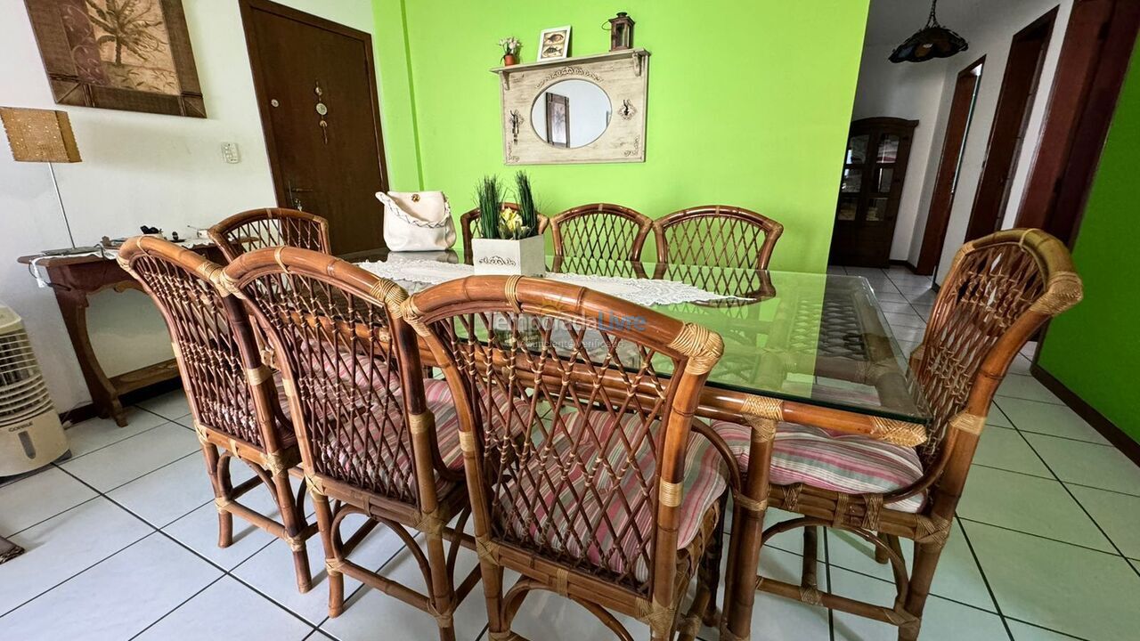 Apartamento para aluguel de temporada em Itapema (Meia Praia)
