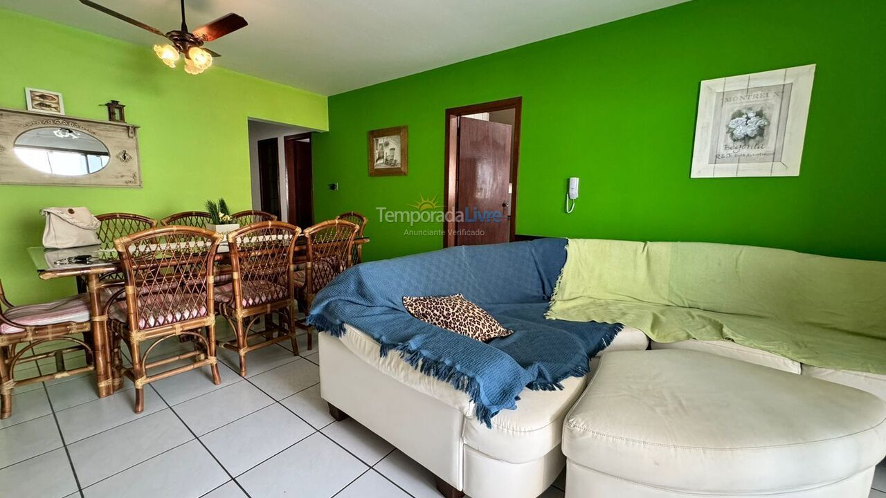 Apartamento para aluguel de temporada em Itapema (Meia Praia)