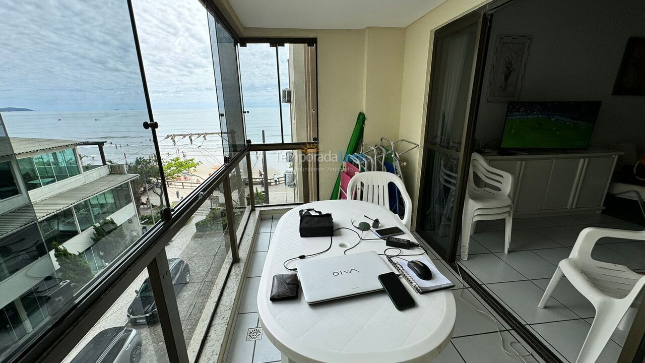Apartamento para aluguel de temporada em Itapema (Meia Praia)