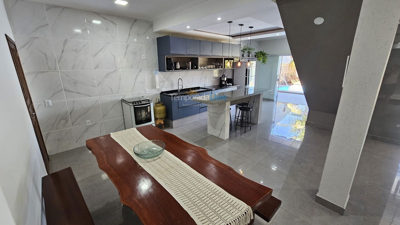 Casa para aluguel de temporada em Arraial D'Ajuda (Estrada da Balsa Quintas de Arraial D Ajuda)