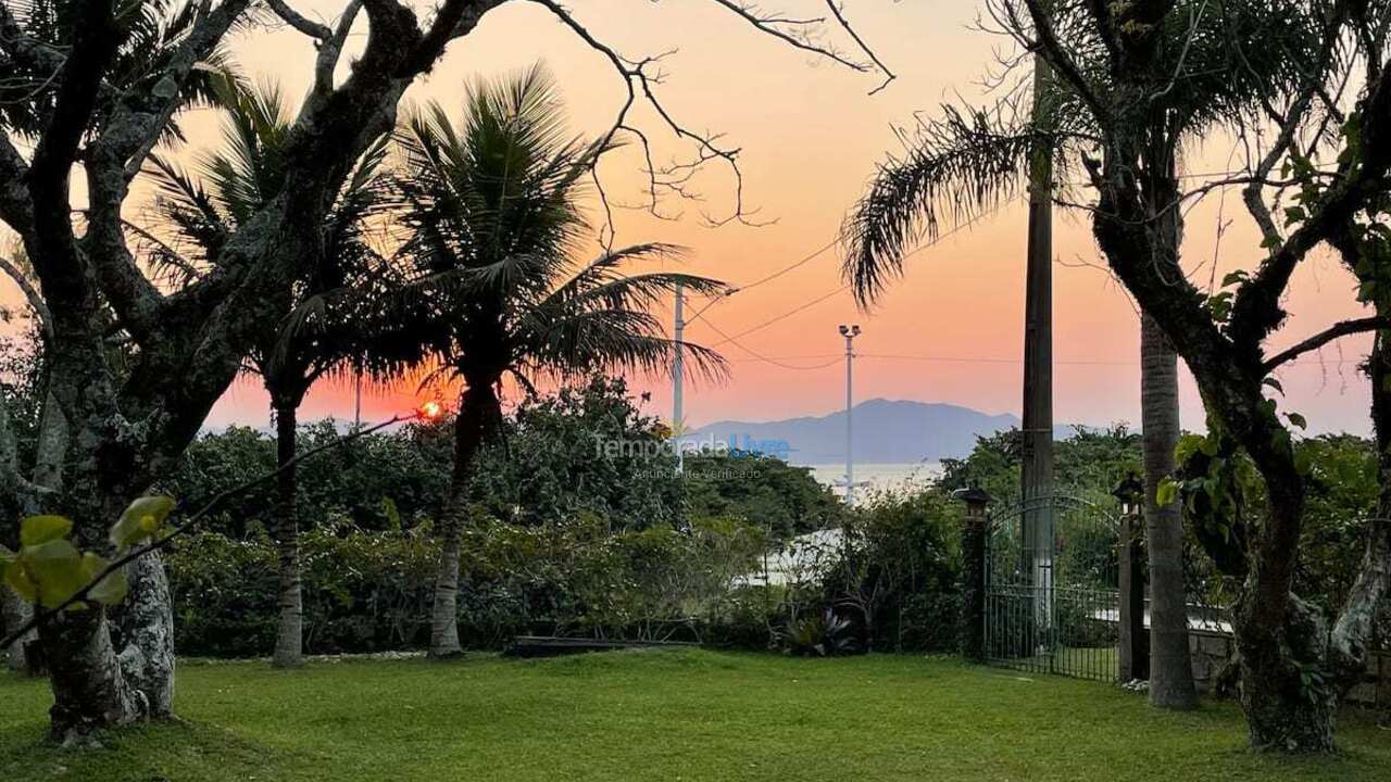 House for vacation rental in Florianópolis (Cachoeira do Bom Jesus)
