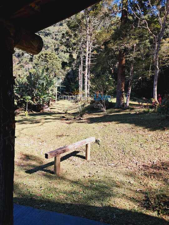 Casa para aluguel de temporada em Piquete (Meia Lua)