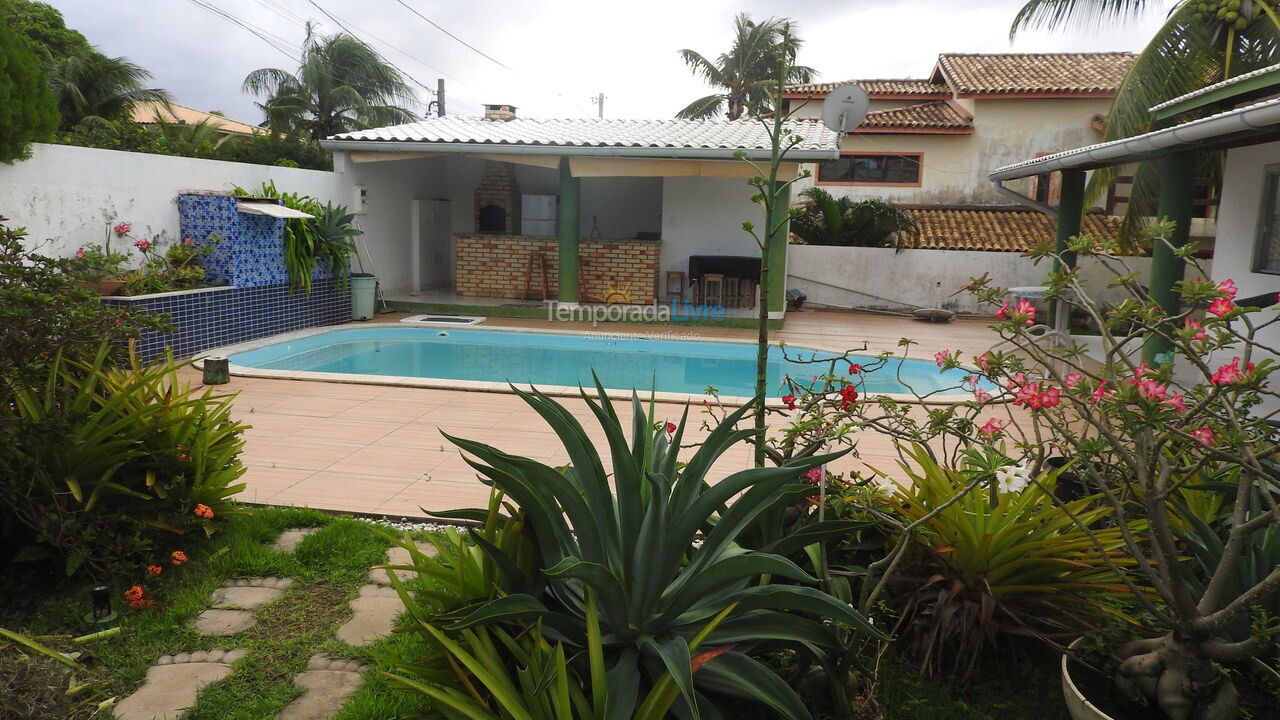 Casa para aluguel de temporada em Camaçari (Barra do Jacuípe)