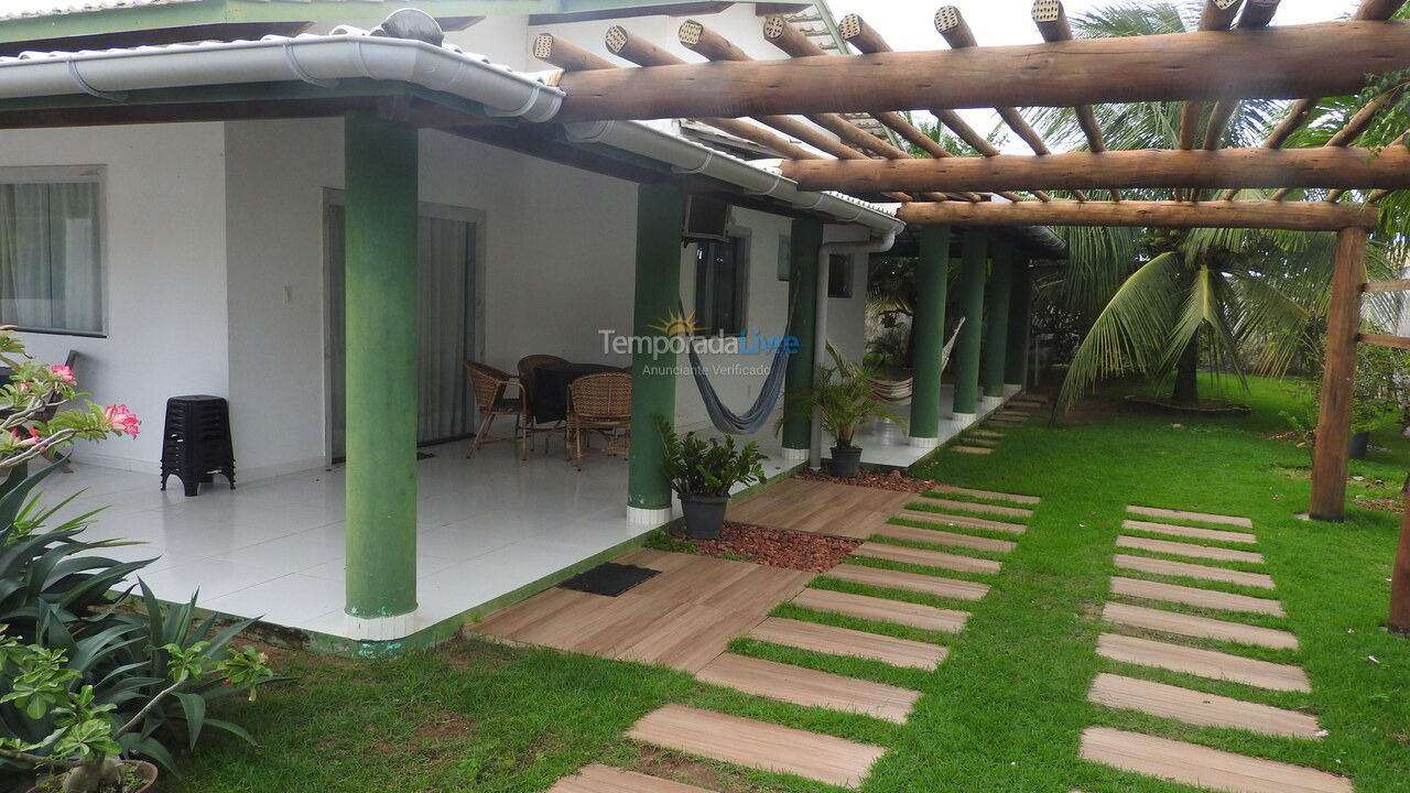 Casa para aluguel de temporada em Camaçari (Barra do Jacuípe)