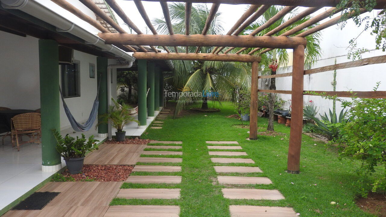 Casa para aluguel de temporada em Camaçari (Barra do Jacuípe)