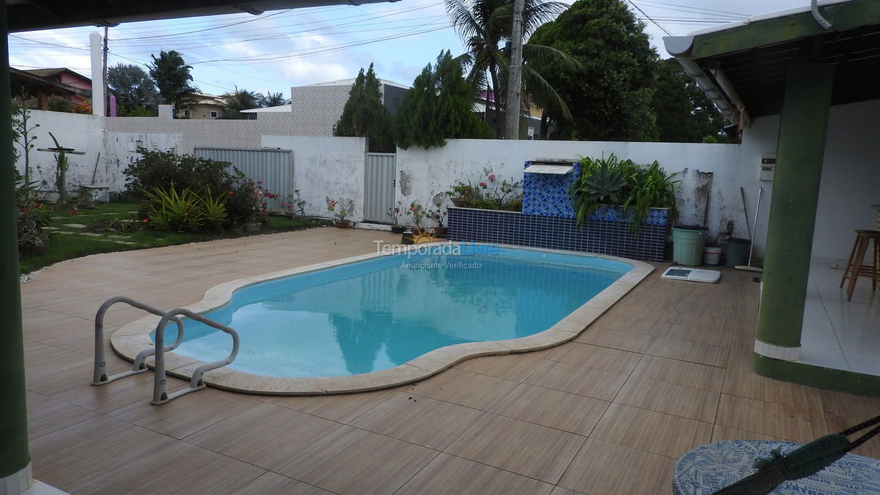 Casa para aluguel de temporada em Camaçari (Barra do Jacuípe)