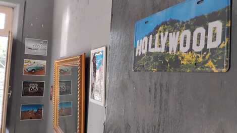 Hollywood Room