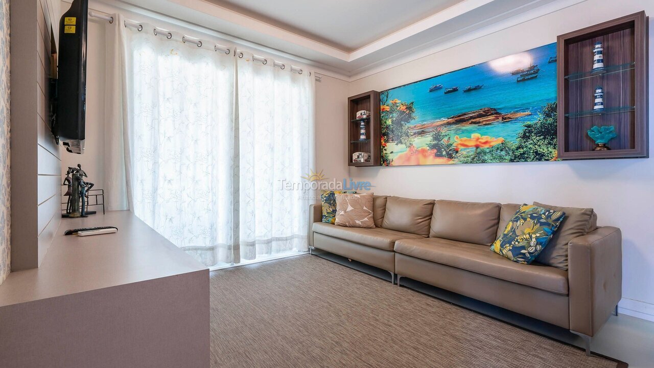 Apartamento para aluguel de temporada em Bombinhas (Praia de Bombas)