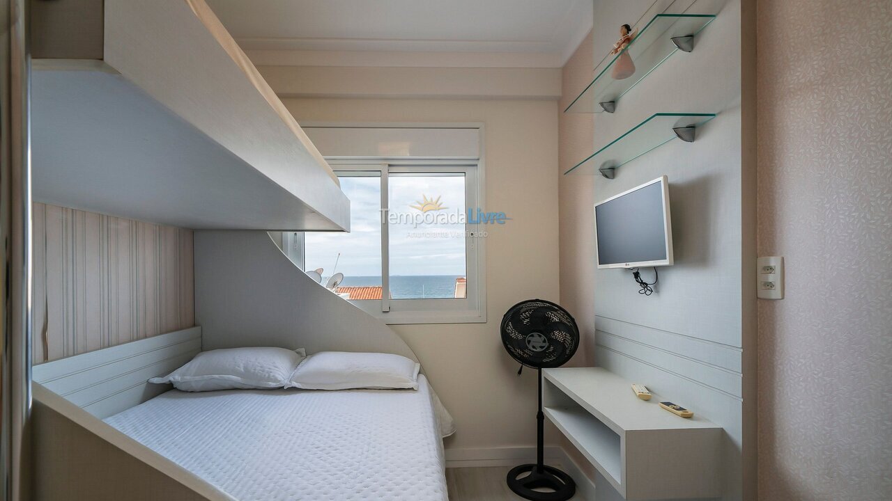 Apartamento para aluguel de temporada em Bombinhas (Praia de Bombas)