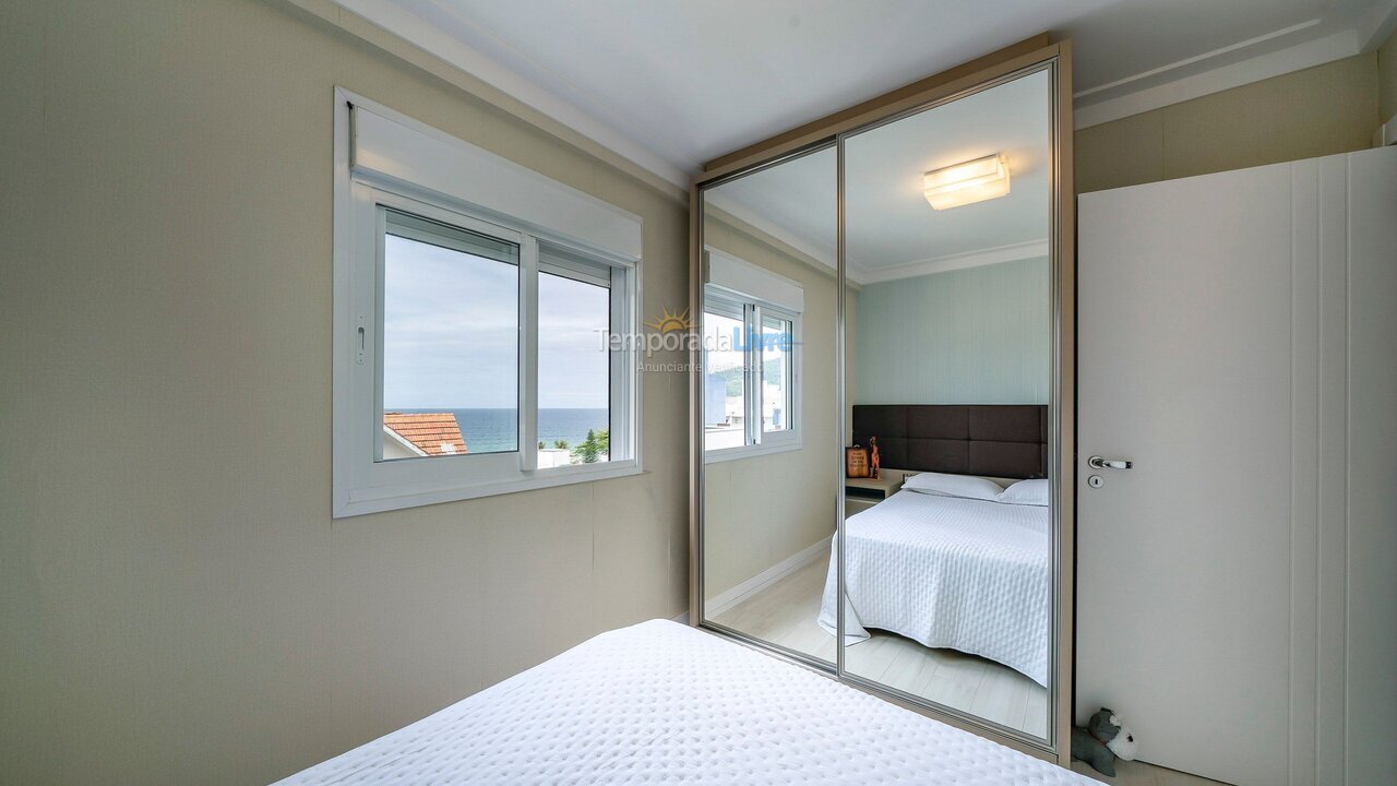 Apartamento para aluguel de temporada em Bombinhas (Praia de Bombas)