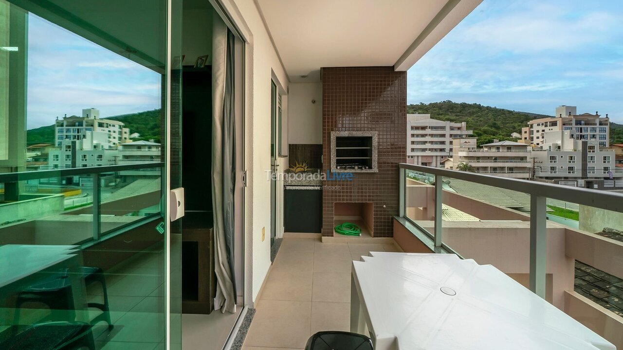 Apartamento para aluguel de temporada em Bombinhas (Praia de Bombas)