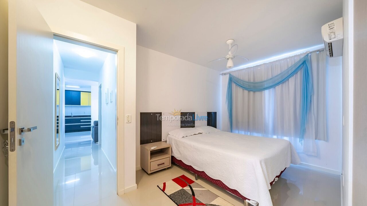 Apartamento para aluguel de temporada em Bombinhas (Praia de Bombas)