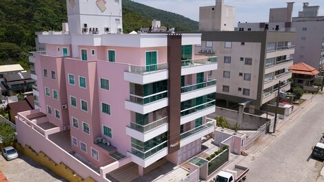 103C - Apartamento 02 quartos, para 05 pessoas em Bombinhas - SC