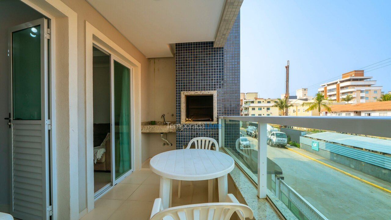 Apartamento para aluguel de temporada em Bombinhas (Praia de Bombas)