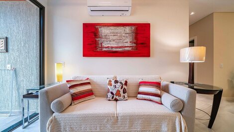 303VIE - Luxuoso apartamento 2 suítes, 2 vagas de garagem para até...